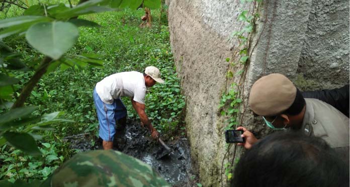 Ngeri! Diduga Ada Potongan Organ Tubuh Manusia Melekat di Karung Limbah Medis