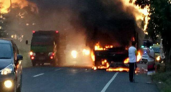 Bus Damri Jurusan Jakarta-Lampung Terbakar saat Liburan Natal, Penumpang Selamat