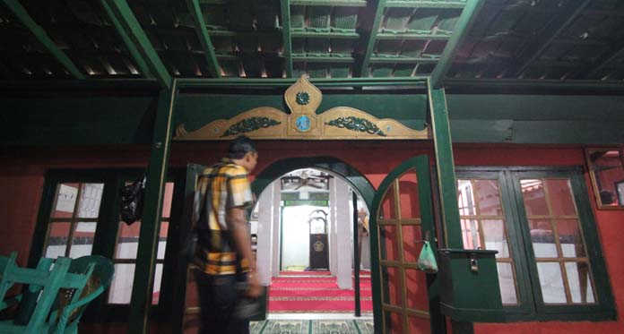 Masjid Jagabayan;  Pos Penjagaan Keraton Hingga Tempat Kumpul Para Wali  