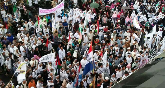 Umat Islam Cirebon Kecam Trump, Terkumpul Rp94 Juta untuk Rakyat Palestina
