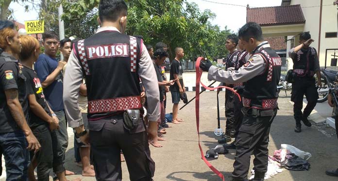 Mabuk dan Bawa Gir, Puluhan Pemuda Diciduk Polisi