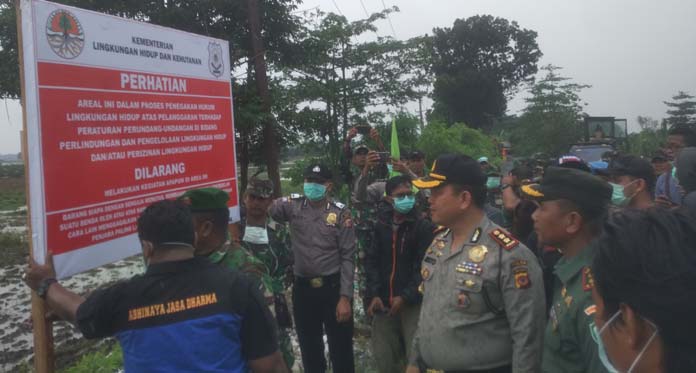 Dikawal TNI Polri, Kementerian LHK Segel Tempat Pembuangan Limbah Medis