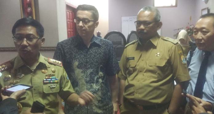 Gandeng Investor Jerman, Sunjaya Ingin Sulap Sampah Jadi Energi Listrik