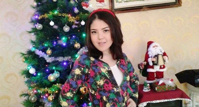 Tina Toon Rayakan Natal Bersama Keluarga di Jakarta