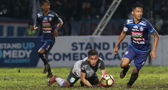 Arema FC vs Bhayangkara FC, Bukan Saatnya Bermain Aman