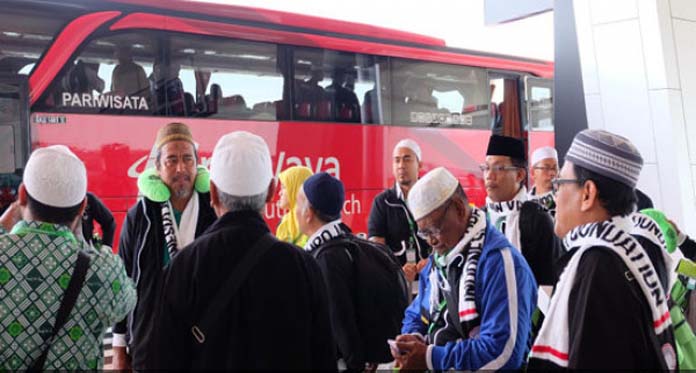 Jenderal Gatot Berangkatkan Ketua Masjid hingga Pimpinan Ponpes ke Tanah Suci