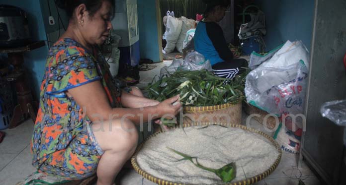 Beras Mahal, Pengusaha Ketupat Perkecil Ukuran