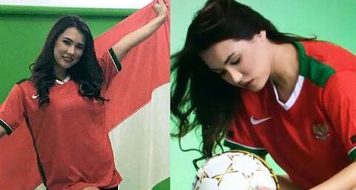 Walah, Bintang Porno Pakai Kaos Timnas Indonesia