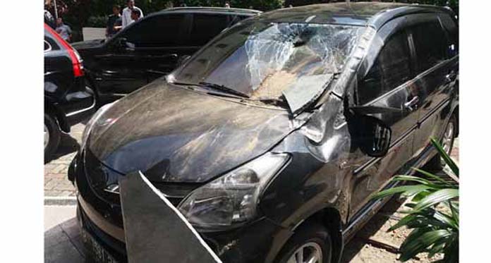 Gempa Rusakan Satu Mobil di Kantor Bareskrim