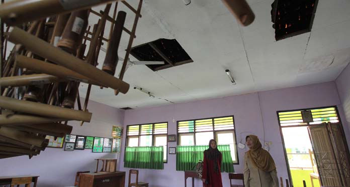 Sekolah Rusak Antre Diperbaiki, 33 Ruangan Kelas Tidak Bisa Dipakai KBM