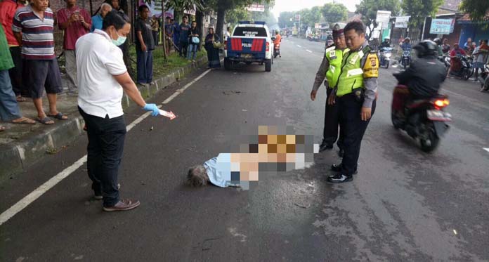 Mr X tanpa Celana Jadi Korban Tabrak Lari di Jalan Sumber-Weru