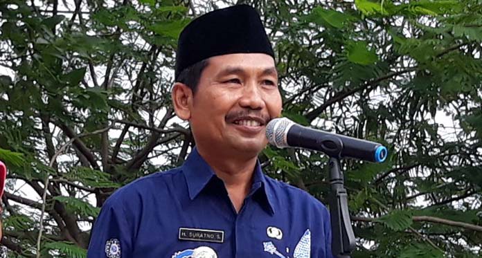 Camat Losarang Imbau Guru Awasi Handphone Siswa