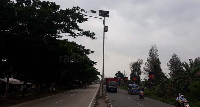 Puluhan Lampu Tenaga Surya di Jalur Pantura Patrol Mati