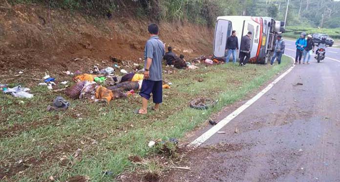 Bus Pariwisata Terbalik di Tanjakan Emen Subang, 13 Orang Tewas