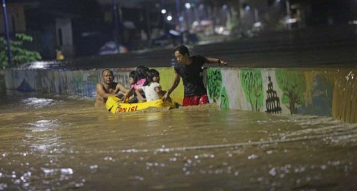 Banjir Jakarta, Era Anis Belum Keruk Kali Ciliwung