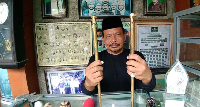 Punya Tongkat Presiden Soekarno, Kapak Wiro Sableng tanpa Ukiran 212