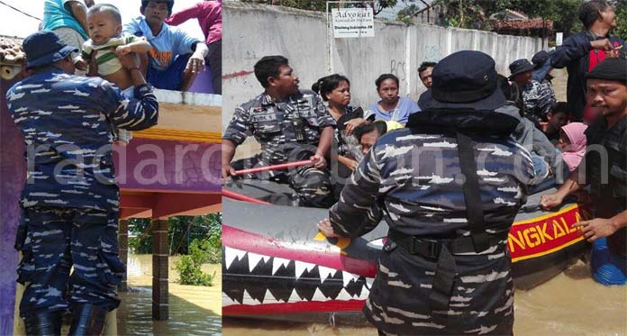 Lanal Cirebon Terjunkan Tim Siaga Banjir