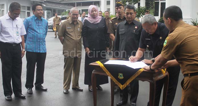 Kejagung Hibahkan Tanah dan Bangunan, untuk Kantor Pemdes dan Rumah Sakit