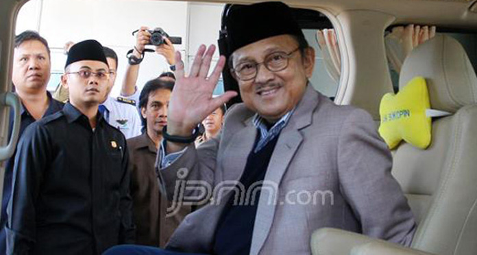 Sakit, BJ Habibie Jalani Perawatan di Jerman