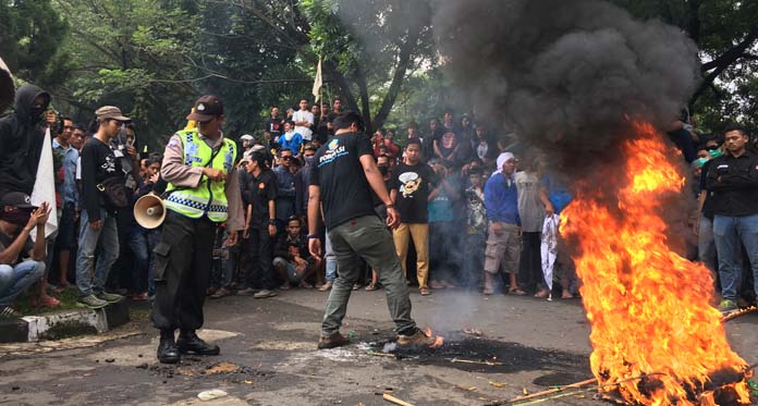 Didemo, Satpol PP Langsung Tertibkan Baliho PGTC