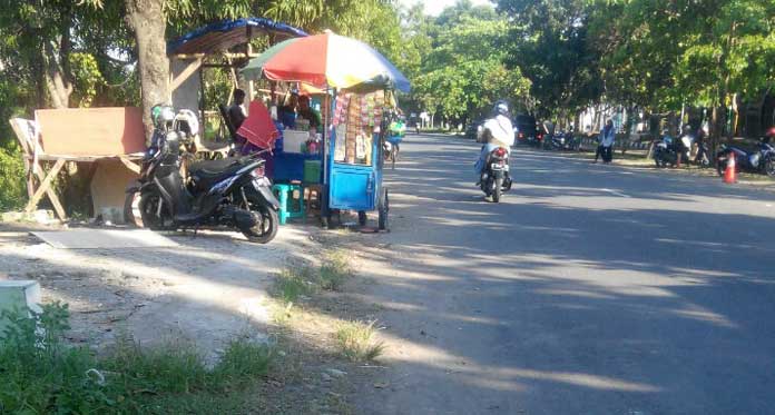 Satpol PP Indramayu Prioritaskan Penertiban PKL dan Warem