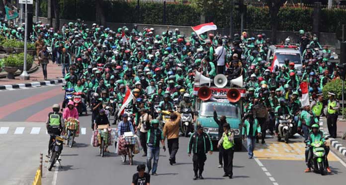 Alhamdulillah, Presiden Jokowi Respon Tuntutan Driver Ojek Online