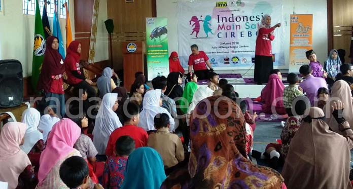 200 Anak Belajar Sains dengan Metode Fun