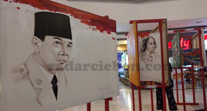 Gelar Pameran di Mal, 27 Lukisan Ekspresionisme Terjual