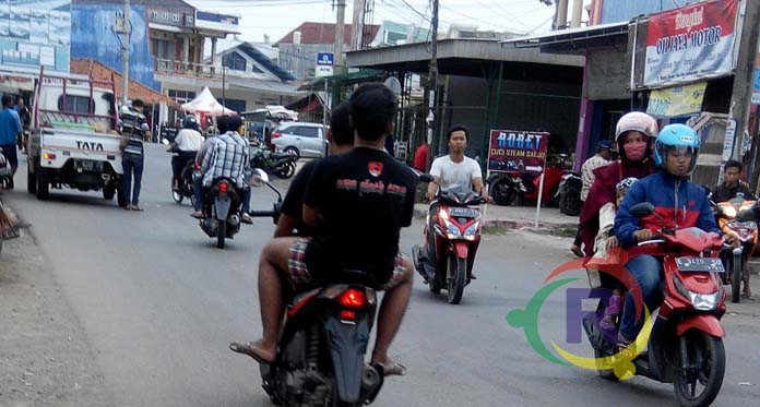 Simpang Tiga Mayor Dasuki Indramayu Minim Rambu