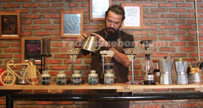 Tradisi Ngopi dan Kopi Kesukaan Kaum Urban di Kota Cirebon