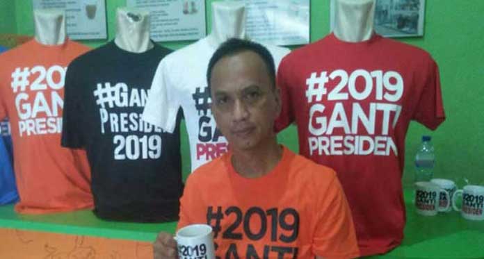 Murah, Kaos dan Gimmick #2019GantiPresiden Laris Manis