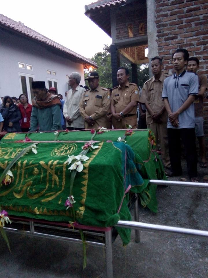 Korban Robohnya Tembok Penangkalan Walet di Gegesik, Ternyata Seorang Dalang Terbaik