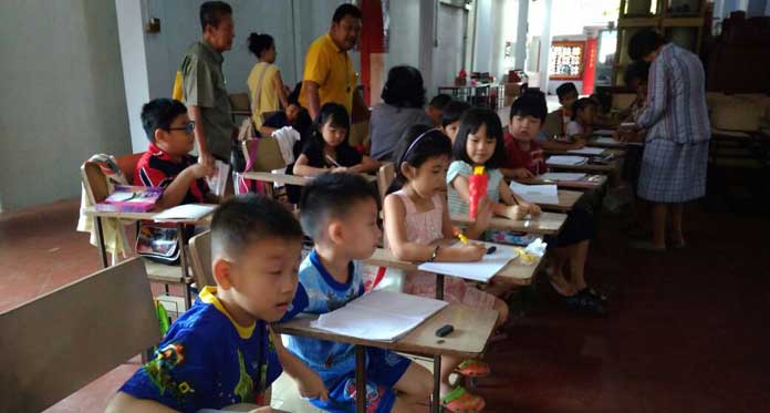 Bahasa Mandarin Makin Diminati di Cirebon