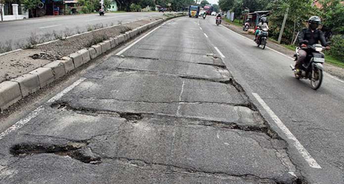 Waspada Jalan Pantura Indramayu Bergelombang