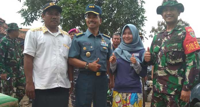 TNI Diminta Foto Bersama Ibu Hamil hingga Jadi Khotib Jumat