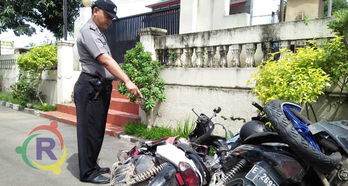 Dua Motor Adu Bagong di Ciwaringin, Warga Majalengka Tewas