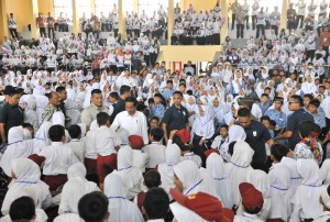 Malam Hari Buka Medsos Jokowi Sedih, Kenapa?