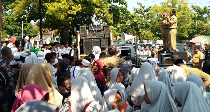 Ponpes Darussalam Diminta Angkat Kaki, Aktivitas Belajar Santri Terancam