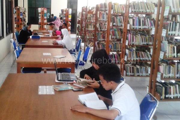 Perpustakaan 400 Gagas Perpustakaan di Dalam Mal