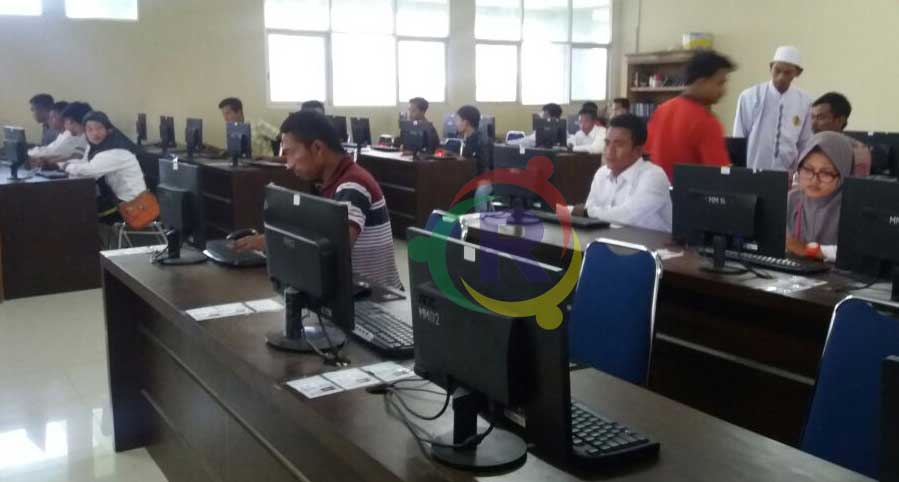 Plt Bupati Kecewa Siswa Paket B Banyak Tak Mengikuti UNBK