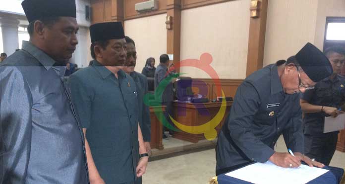 Bupati Majalengka Kucur Rp1 Miliar untuk PDAM