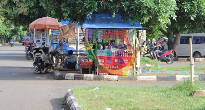 PKL Liar Kembali Marak, Pedagang Selter Bima Ikut Jualan di Lokasi Lama