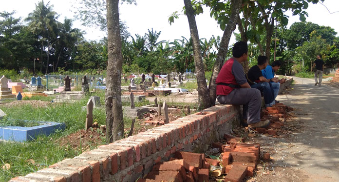 Pemagaran Makam di Balerante Dihentikan Paksa Warga