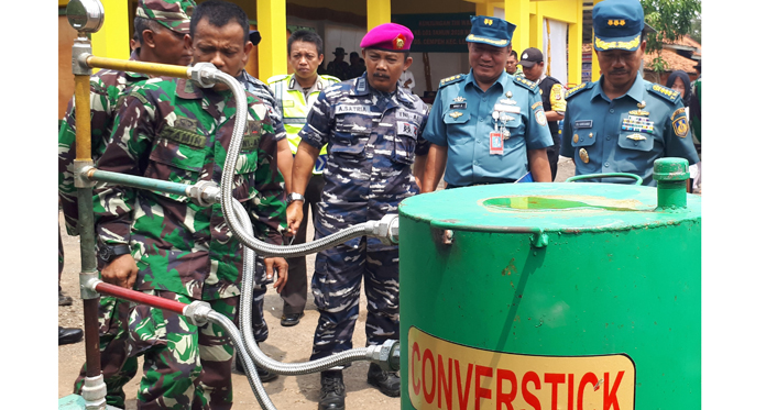 Koramil Jatibarang Kembangkan Alat Penghancur Sampah Plastik Jadi BBM