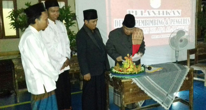 Pengurus Ponpes Kebon Kelapa Al-Ma’rifah Dilantik, Begini Harapan Pengasuh