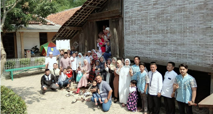 Kajati Riau Apresiasi Rumah Adat Panjalin Majalengka