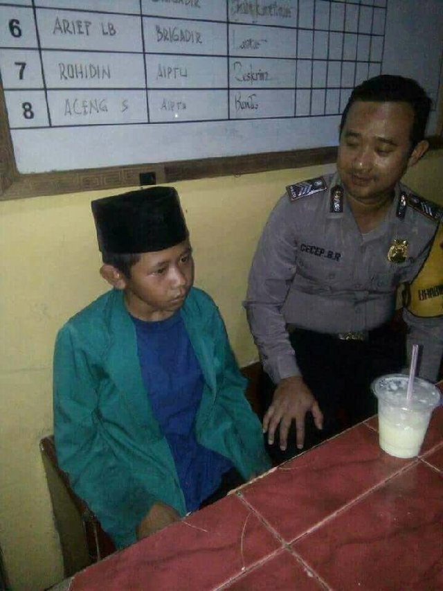 Bersepeda Cianjur-Majalengka, Sampai Kadipaten Kelelahan, Ditolong Anggota Polisi