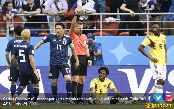 Gelandang Kolombia Raih Kartu Merah Pertama di Piala Dunia 2018