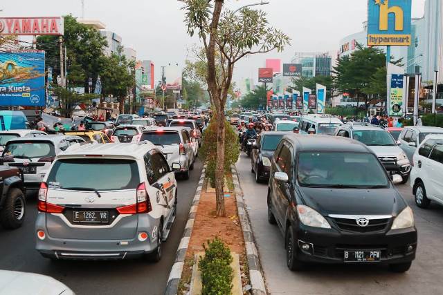 Ini Loh Penyebab Kemacetan di Jalan Cipto