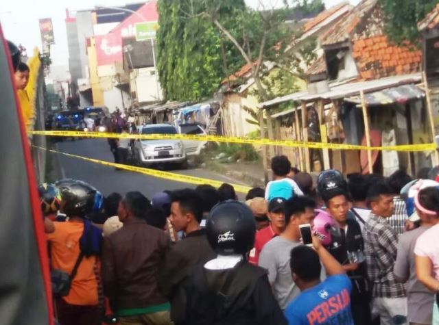 Polisi Tembak Mati Terduga Teroris, Sempat Terdengar Suara Ledakan Bom